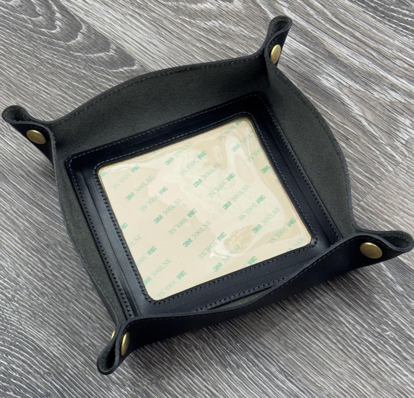 Clayton & Crume Self-Finishing Leather Valet Snap Tray