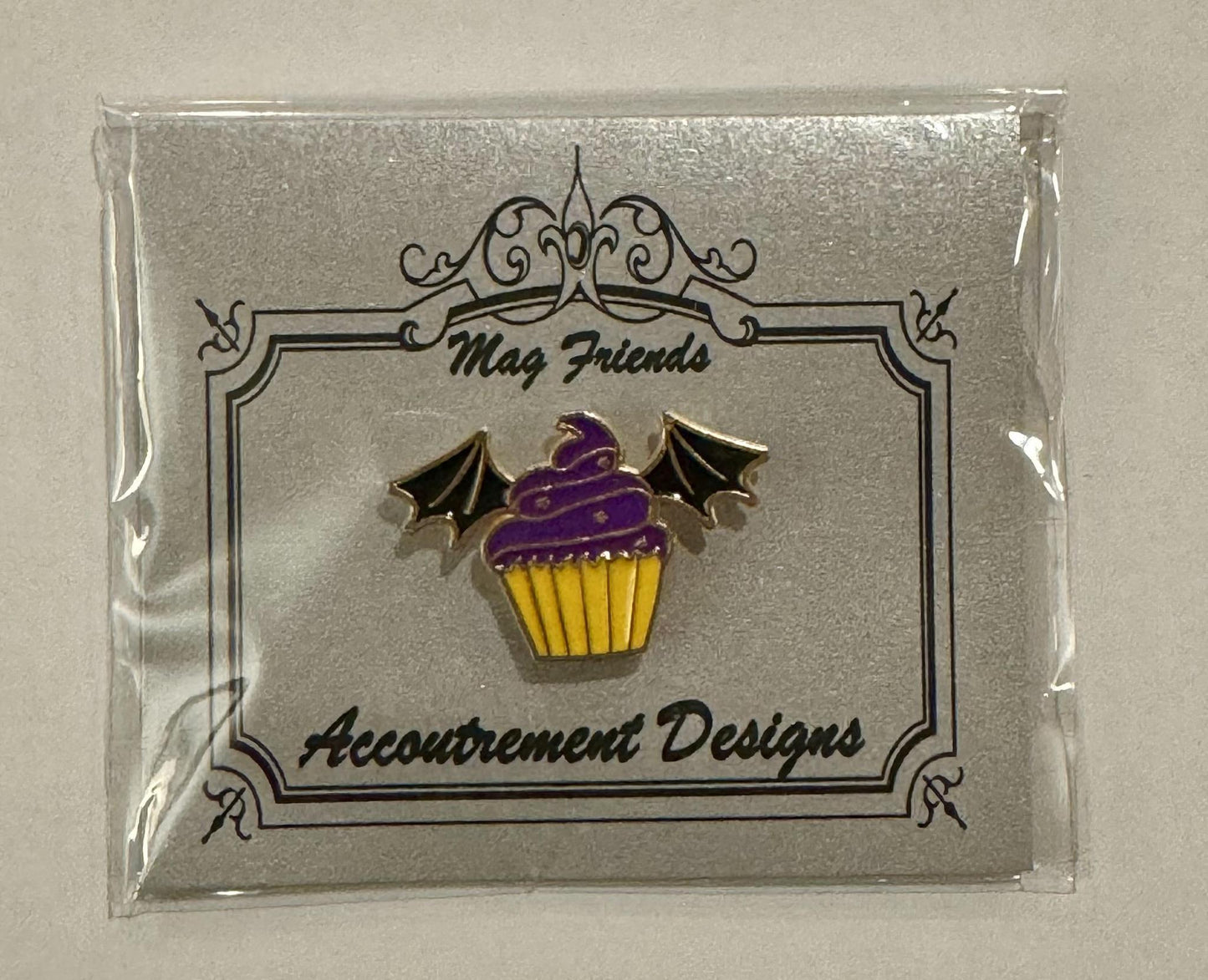 Batty Cupcake needle minder
