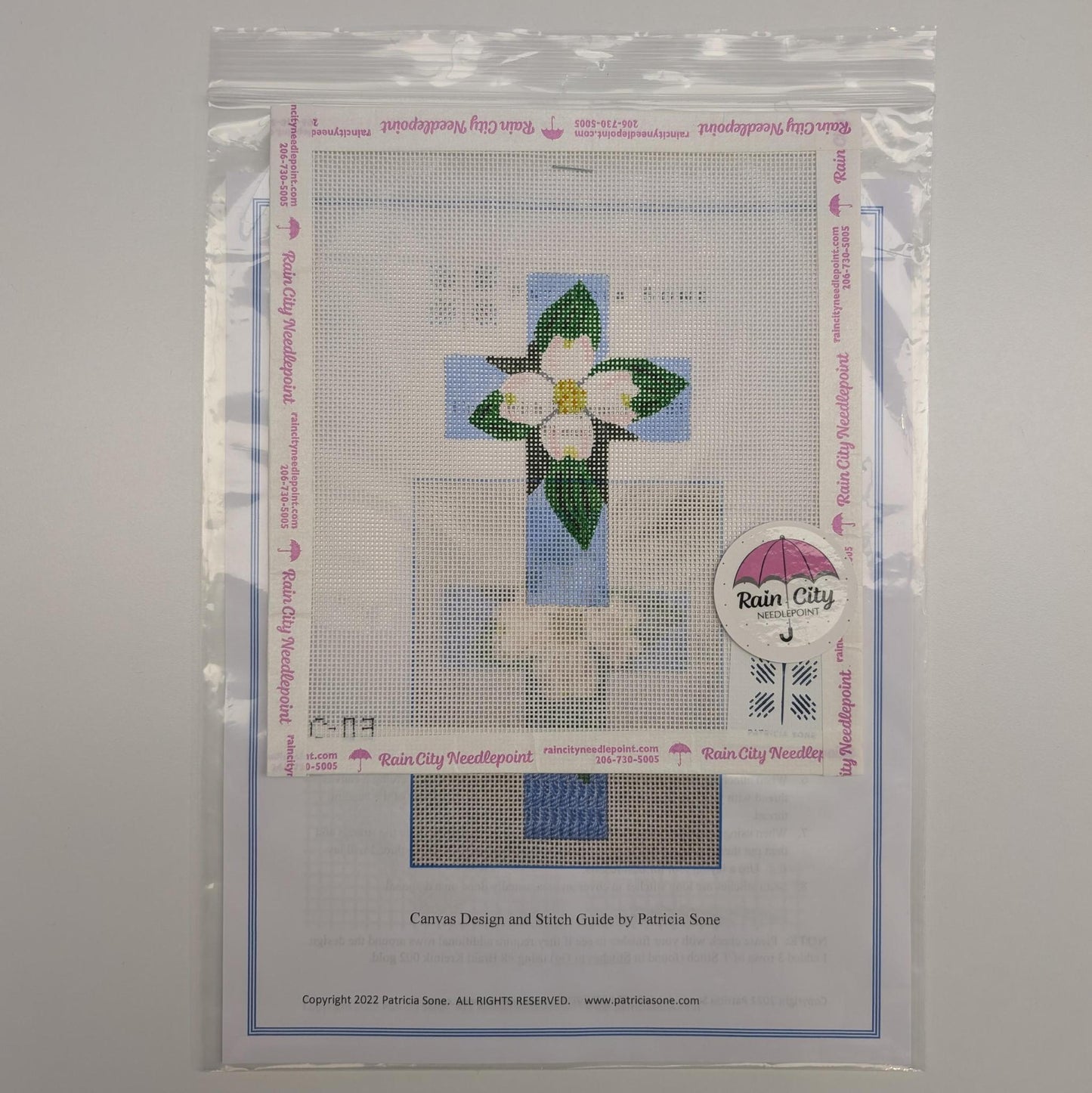 Cross with Dogwood (by Patricia Sone) C-03