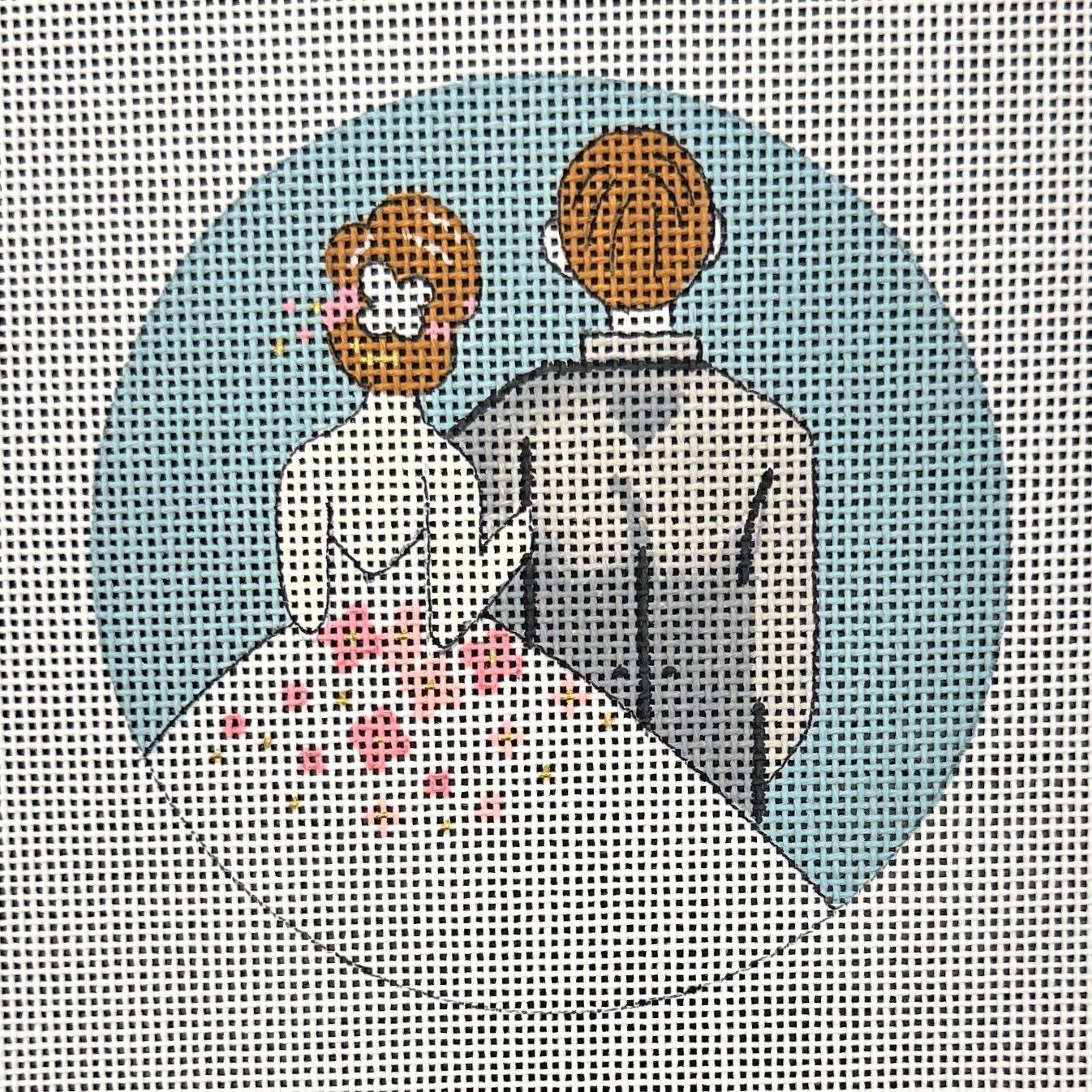 Bride & Groom Round (by Alice Peterson) X400