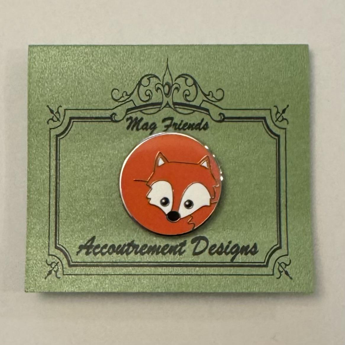 Cozy Fox needle minder