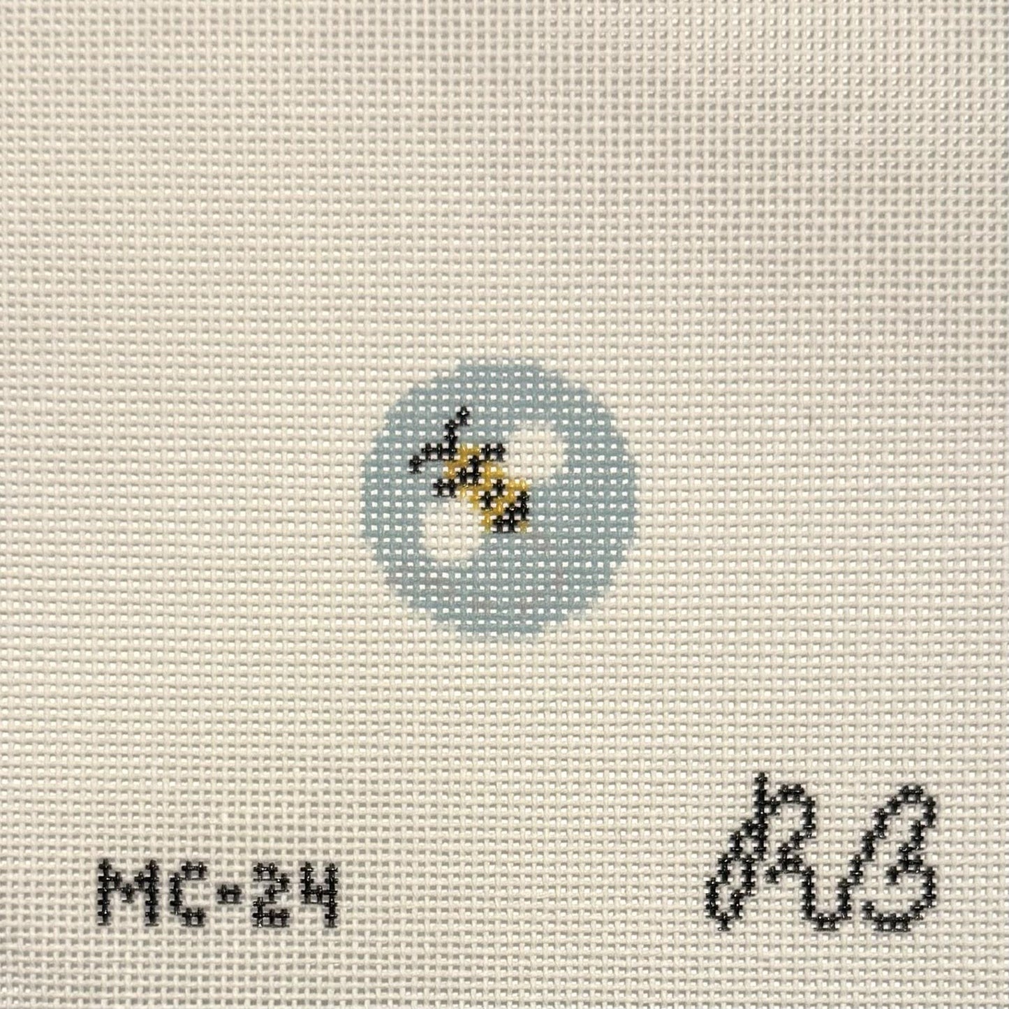 Buzzing Bee Mini Round (by Rachel Barri)