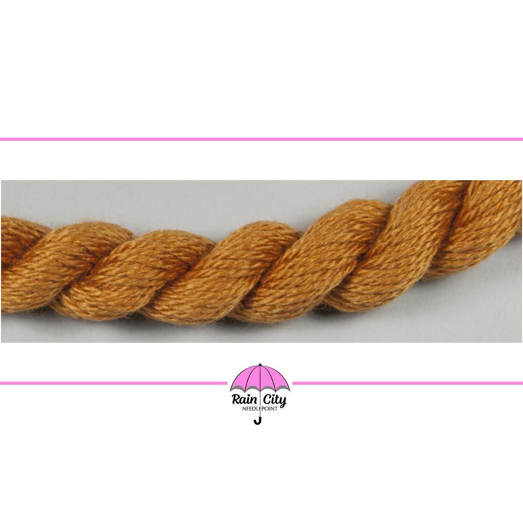 203 Giraffe | Silk & Ivory