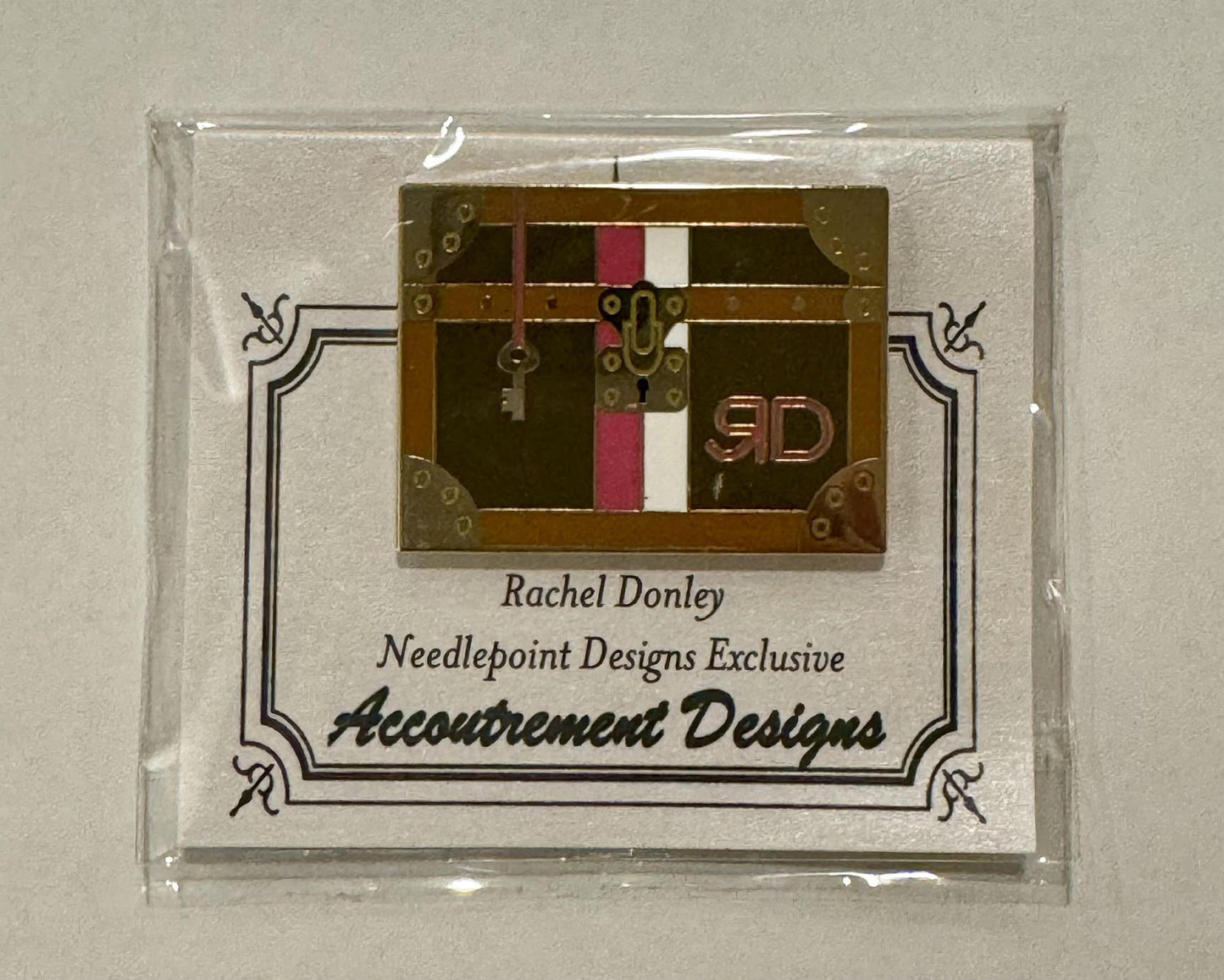 Travel Trunk (RD) needle minder