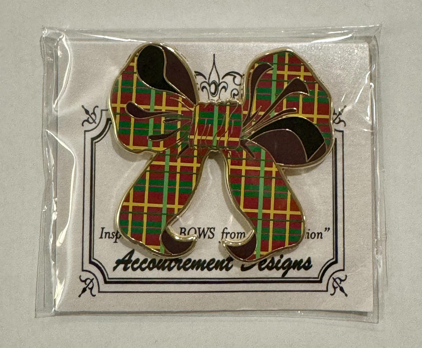 Giant Bow needle minder
