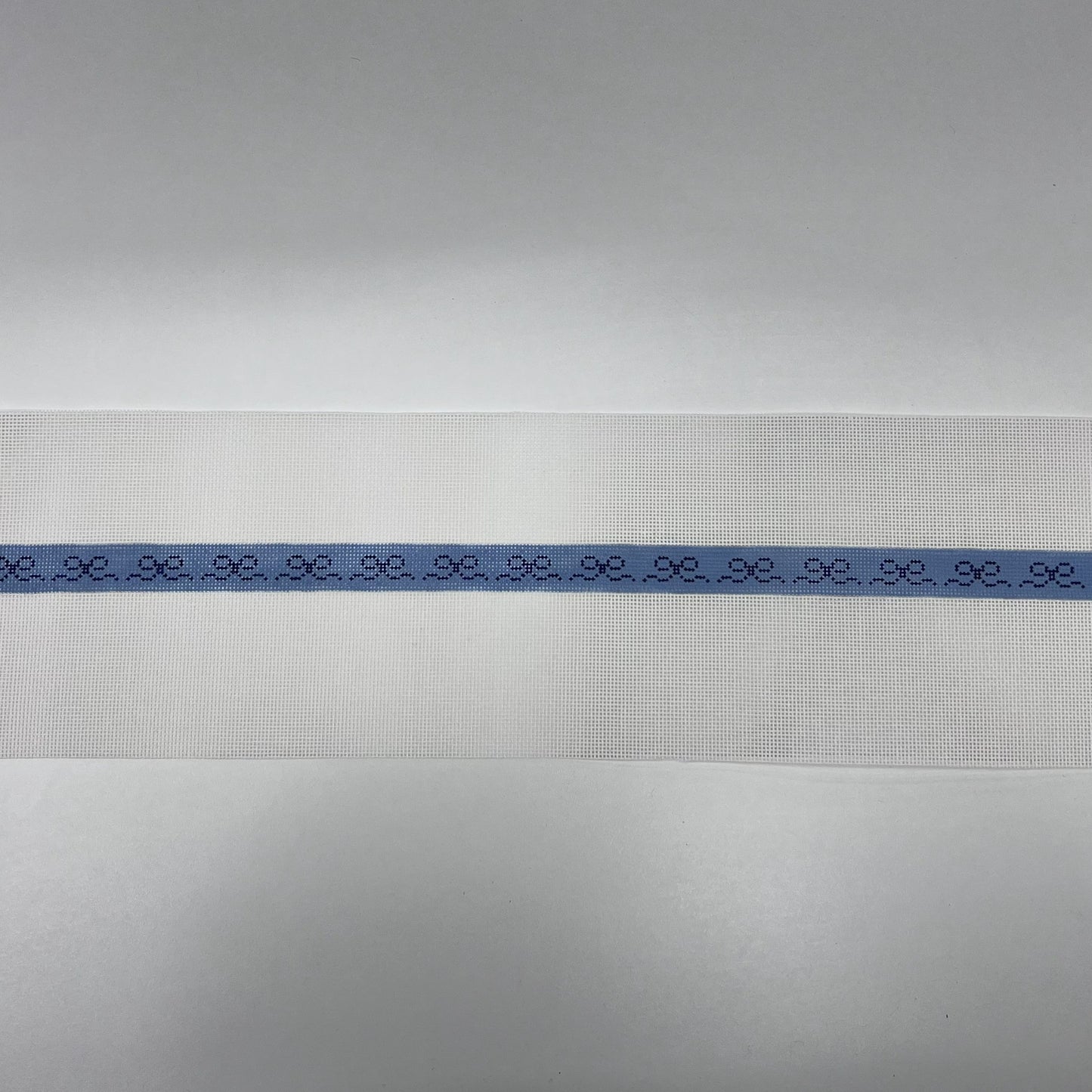 Bow Wrap Bracelet 18ct, Blue