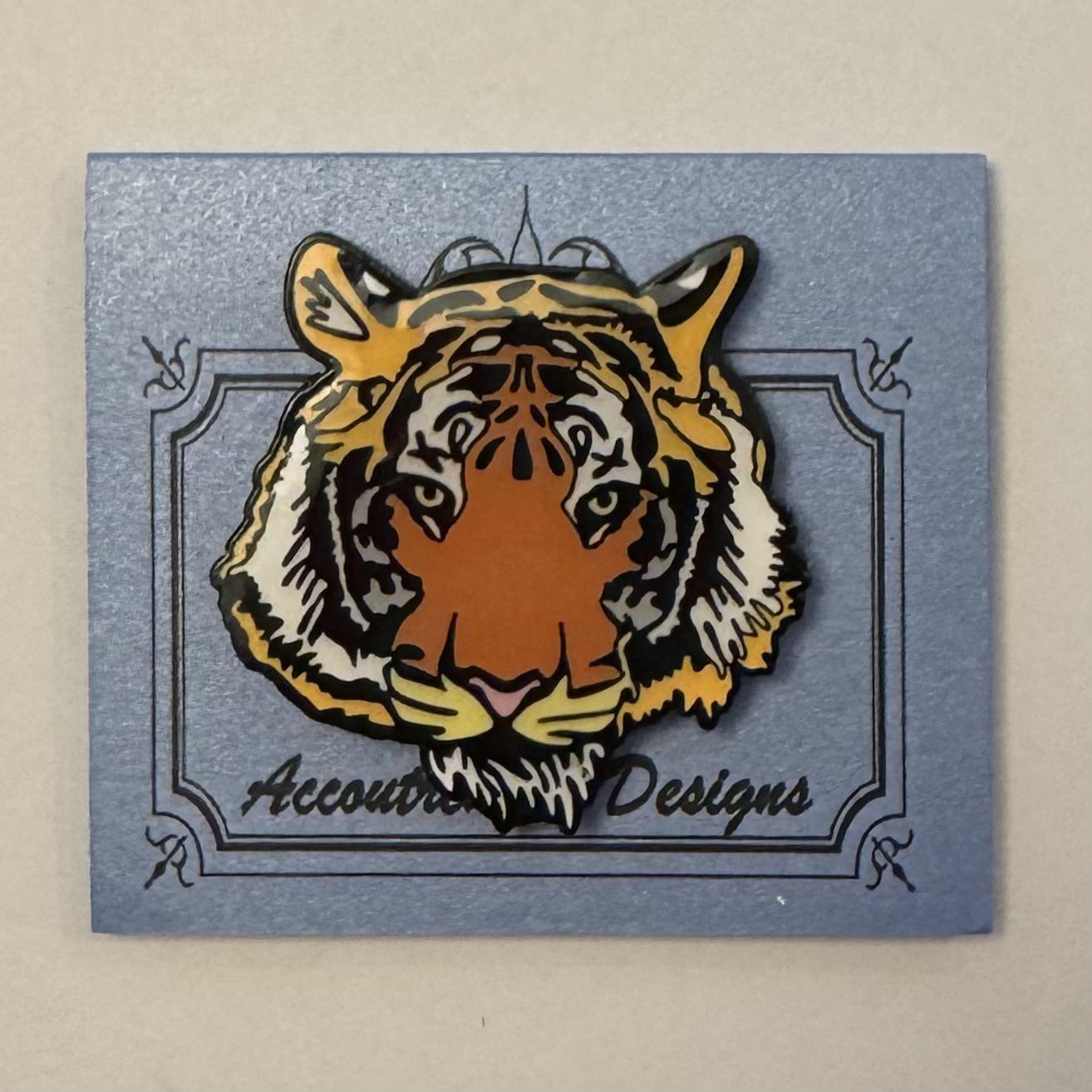 Tiger Face needle minder