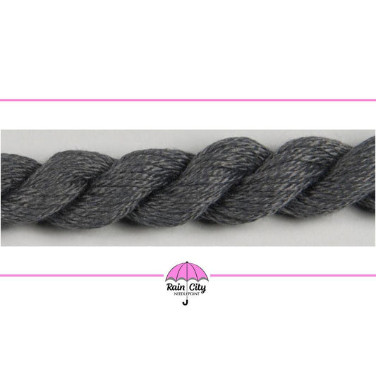 219 Onyx | Silk & Ivory