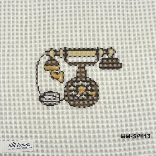 Antique Phone (by Misty Morrow/Tilli Tomas)