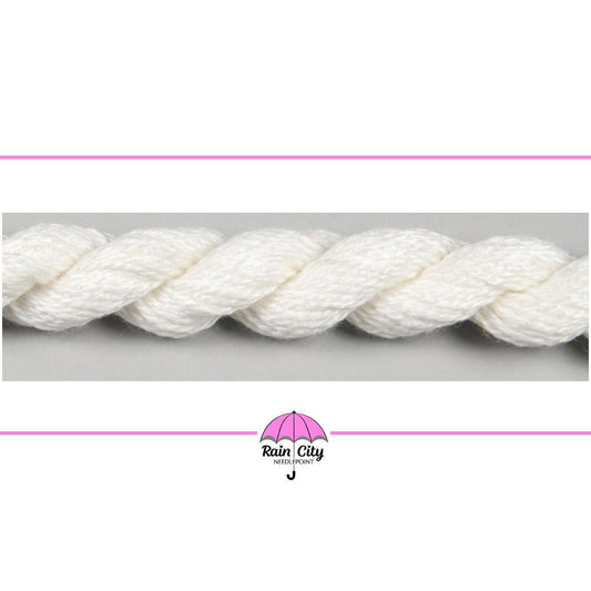 002 White | Silk & Ivory