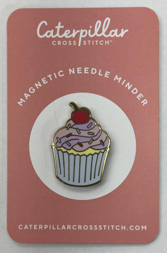 Cupcake needle minder
