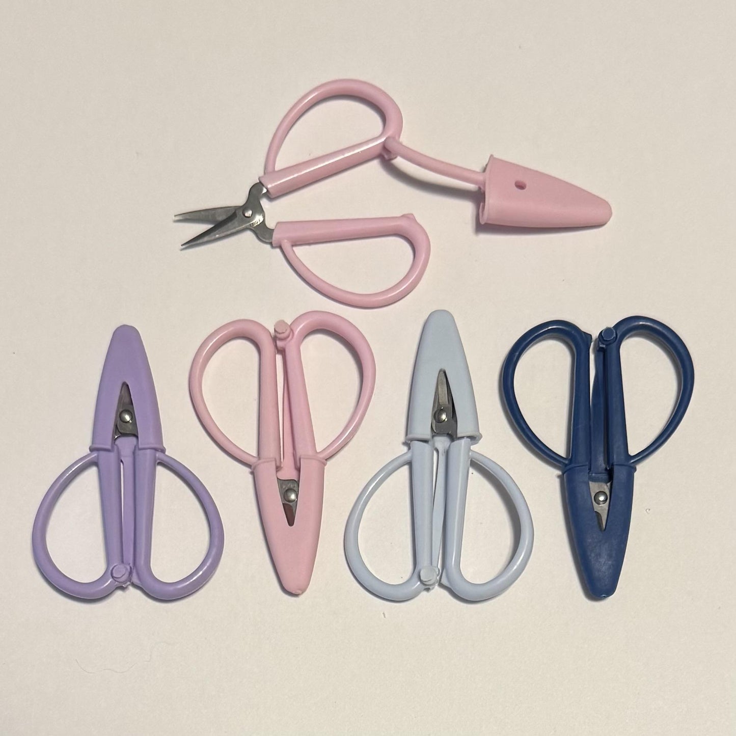 Victoria Whitson Mini Snips