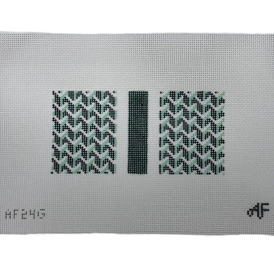 Y Pattern Clutch  14ct, Green