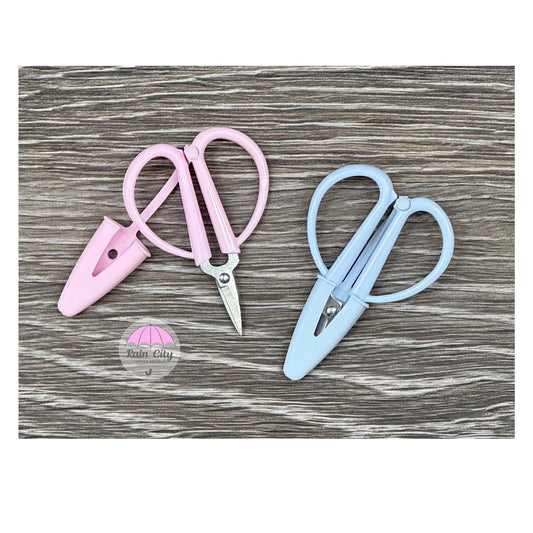 Victoria Whitson Mini Snips
