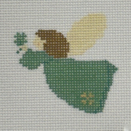Green Angel w/ Shamrock (by Stitch Style) SS270E