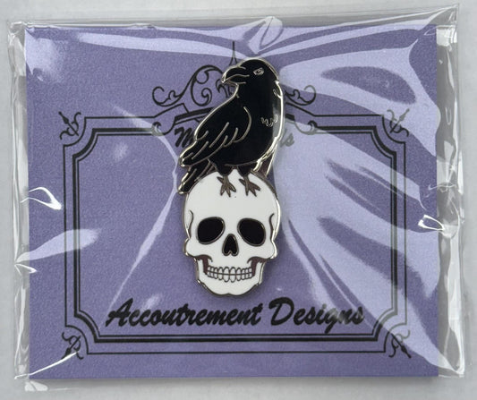 Skull w/ Raven needle minder