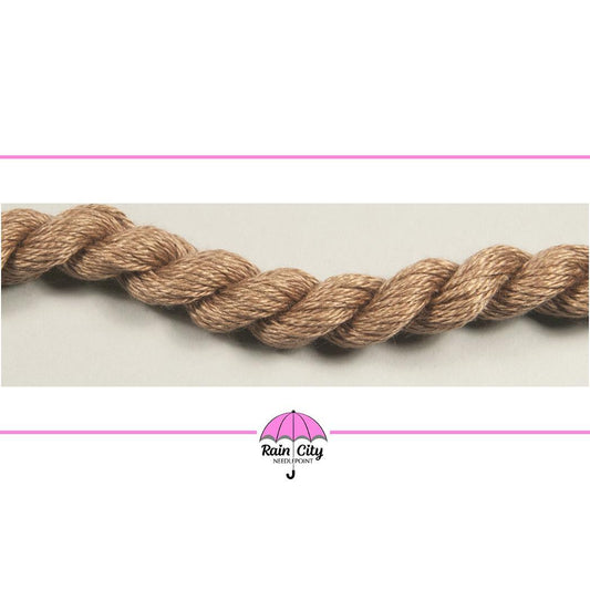 250 Walnut | Silk & Ivory